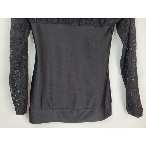 Vintage Rocawear Womens 3/4 Zip Lace Black Hoodie Jacket Size Small - Picture 10 of 11